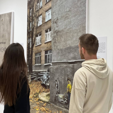Запрошуємо усіх охочих на фотовиставку «Культурна боротьба» у ЦУМ